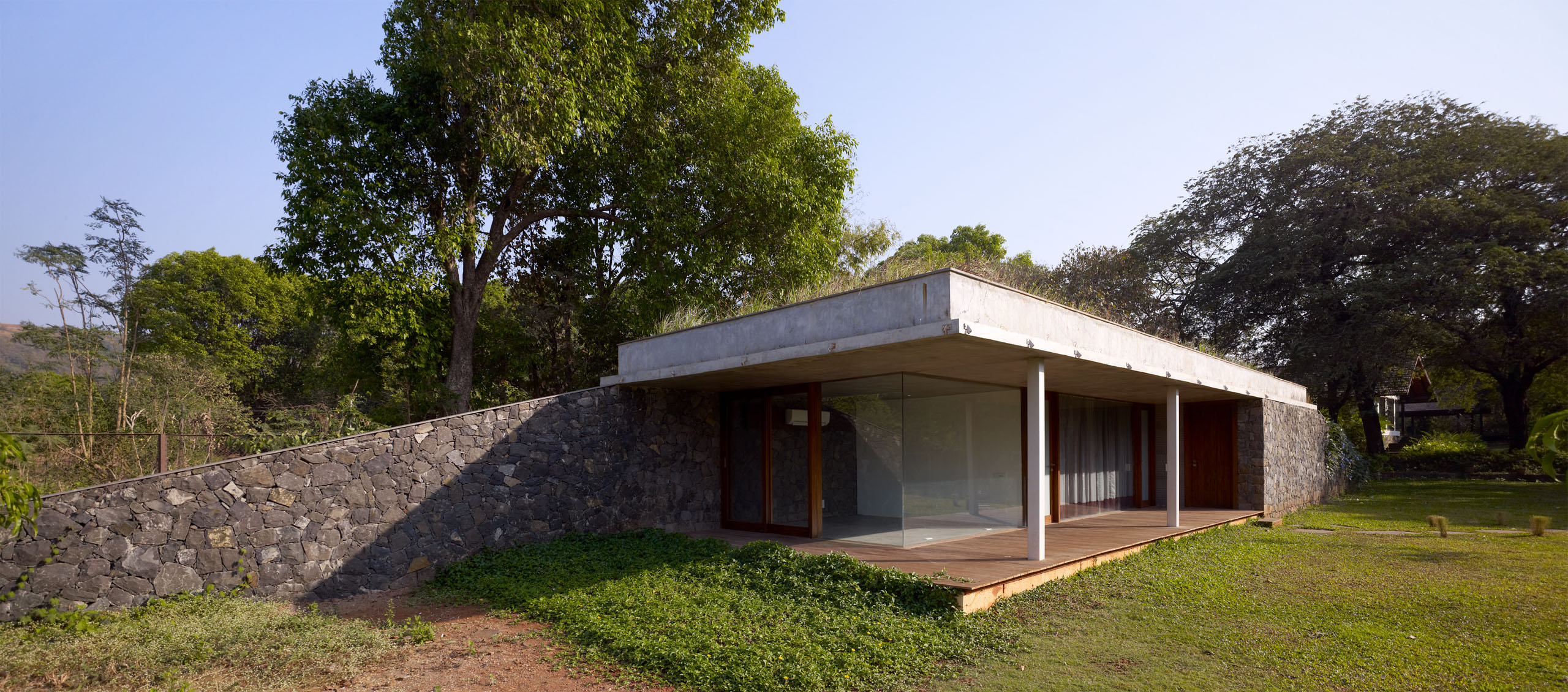 E12373 032105p j2560